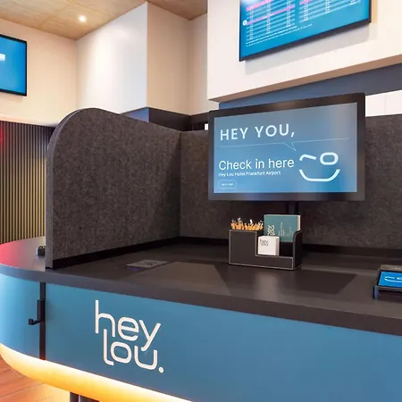Hey Lou Hotel Frankfurt Airport-3